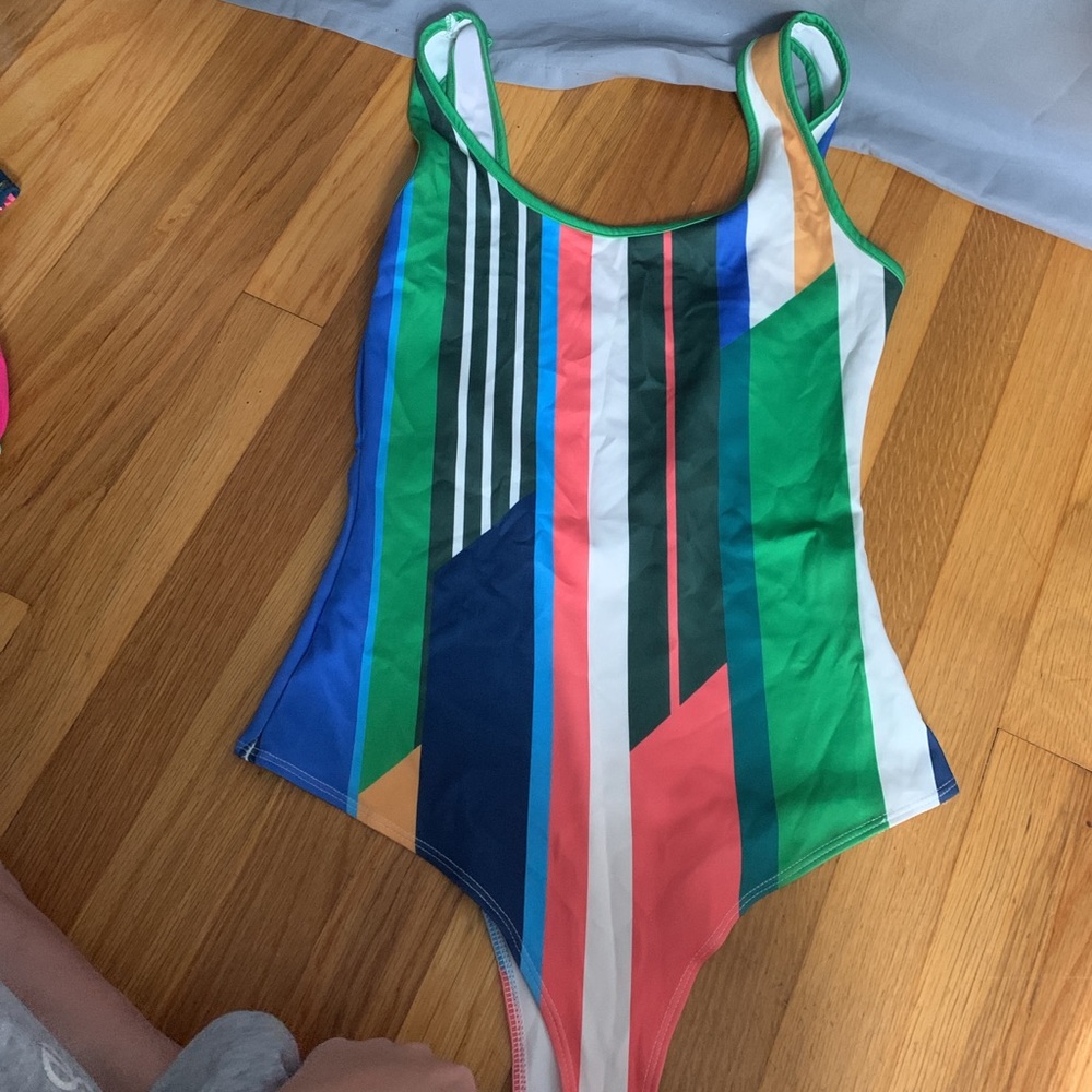 One piece swimsuit - Never worn